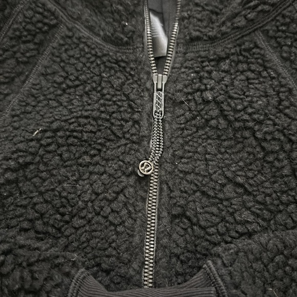 Lululemon Sherpa Scuba Hoodie - Picture 2 of 7